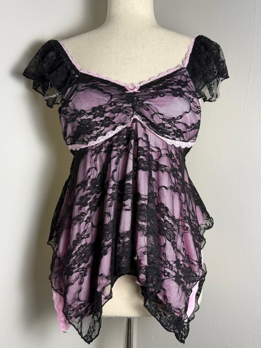 Luv Betsey by Betsey Johnson Black Lace & Pink Babydoll Top, NWT, Women’s S